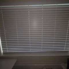 Venetian Blinds -White