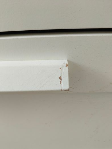 Chest of drawers