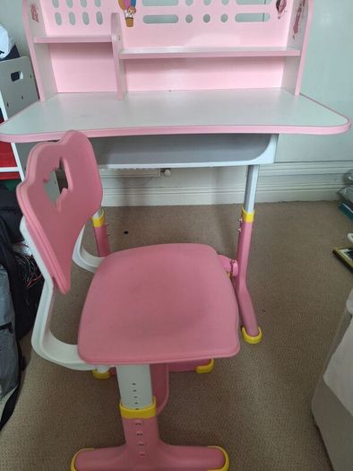 kids Desk & Chair set