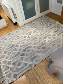 Rug