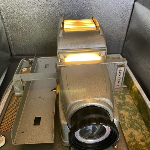 Vintage French Elysee Affaire Slide Projector 1950s 60s