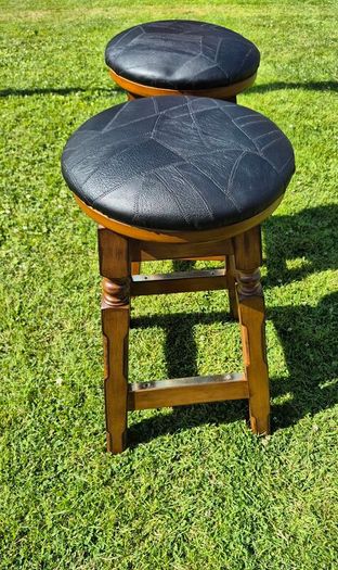 Pair of Immaculate Commercial-Grade Beechwood Bar Stools