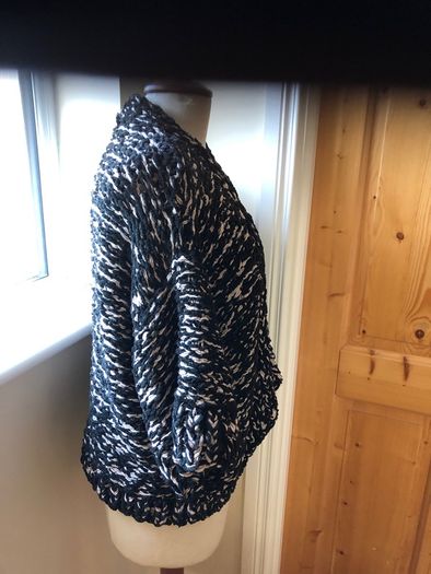 Ladies knit Cardigan