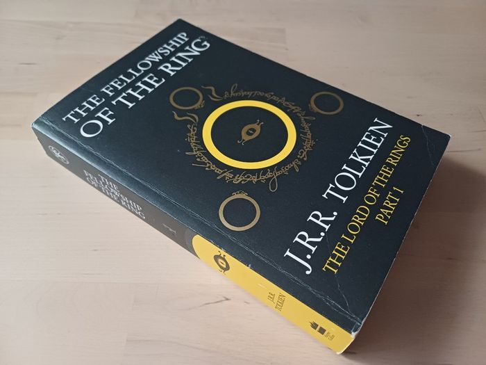 The Lord of the Rings Part #1 - The Fellowship of the Ring by JRR Tolkien (Fantasy Paperback 2011)