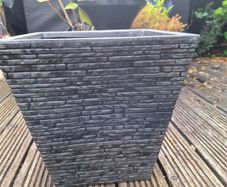 Plant pot
