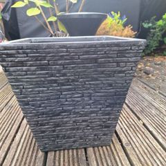 Plant pot