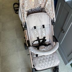 My Babiie buggy
