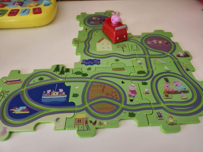 Peppa Pig toys and books set