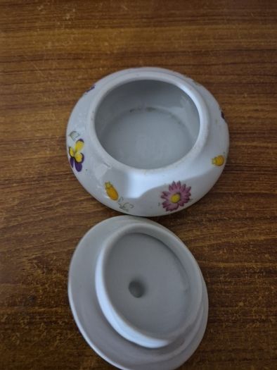 Vintage Porcelain Trinket Box