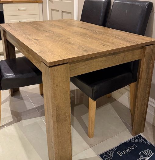 Dining table & chairs