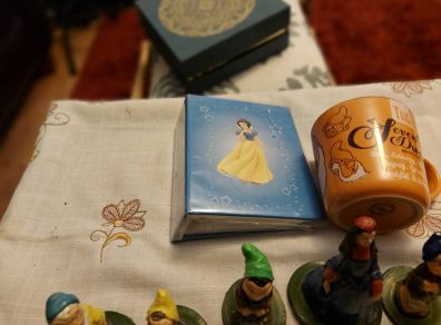 Snow White and seven Dwarfs set
