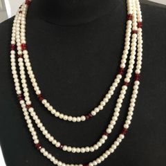 pearl necklace