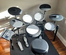Roland TD-17KV V-Drums Price Drop Excellent Condition