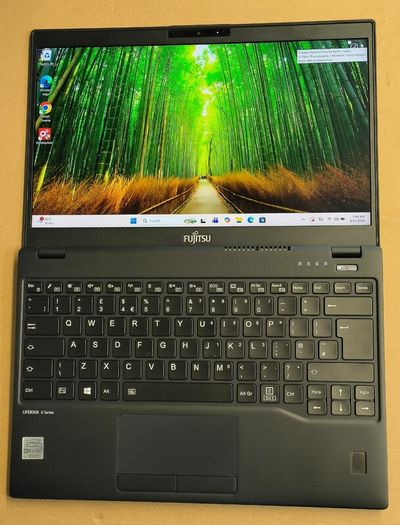 Fujitsu LifeBook 13.3" Laptop U9310 Intel i7 vPRO 10th Gen 16GB RAM 256GB SSD Windows 11