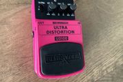Behringer UD100 Ultra Distortion pedal (Boss DS-2 turbo clone)