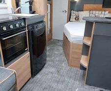 Bailey Discovery D4-4