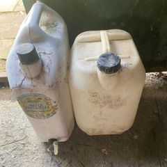 Plastic containers
