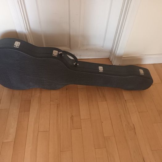 Crafter Electro Acoustic Bass As New