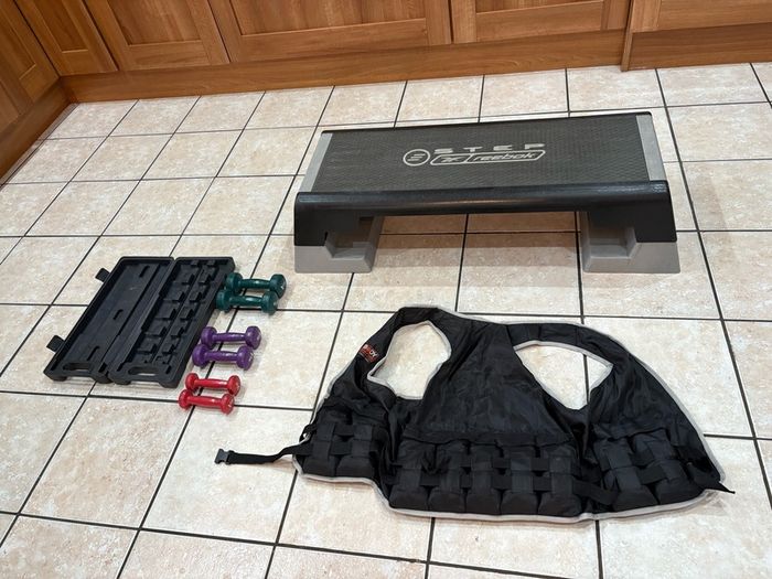 Weighted Gym Vest, Reebok Step, Boxed Dumbbells!!