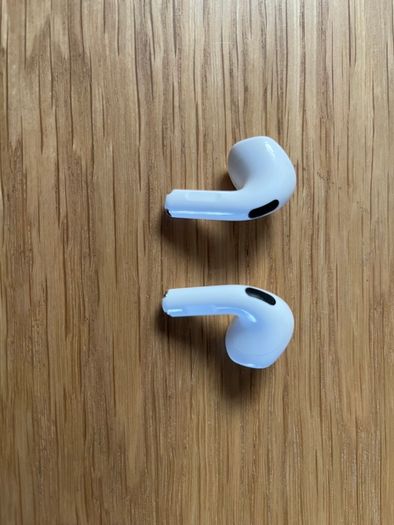 Apple AirPods 4