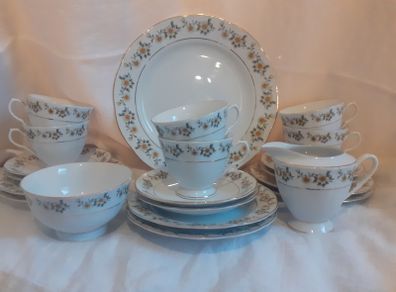 Vintage 21pce China Floral Tea Set.