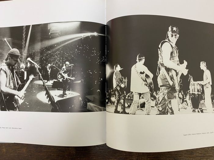 music book U2 Show The Art of Touring