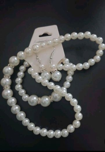 Costume jewellery