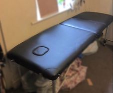 massage table