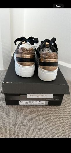 Wonders shoes