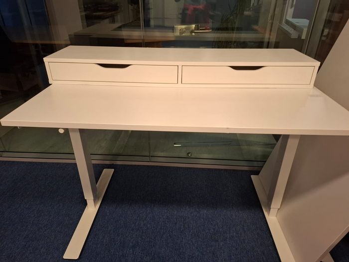 6 Office Desks 100 euro each