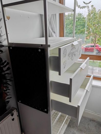 Tall storage unit