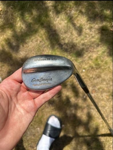 30 variety mix of rare clubs including iron sets, woods, chippers and putters