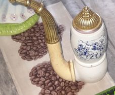 Vintage Avon Dutch Pipe Cologne Decanter from the 1970s. postage available