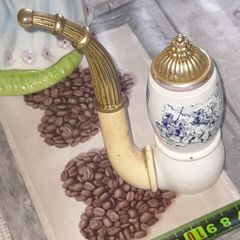 Vintage Avon Dutch Pipe Cologne Decanter from the 1970s. postage available
