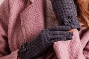 Stylish Grey Gloves - new/with tags