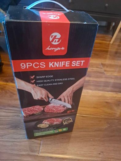9 Pcs Knife Set