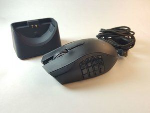 Razer Naga Epic Chroma Wireless Gaming Mouse With Cradle For PC Computer 19 Buttons - 8,200
