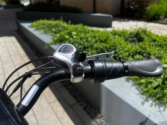 Rad Power RadWagon 4 Electric Bike  Accessories  Excellent Condition