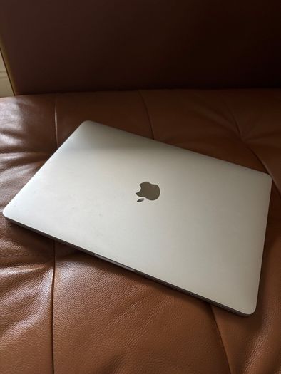 Macbook Pro 2020 M1 13" 8gb Ram
