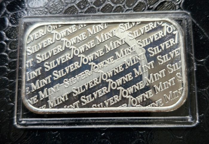 1 oz Silver Bar Silver Towne Mint .999