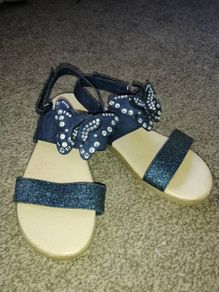 Girls sandals