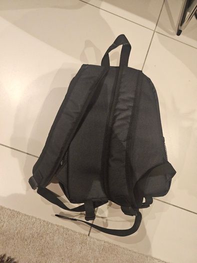 Tarion TB-S Camera Backpack, New with Rain Cover