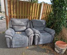 Free - Recliners