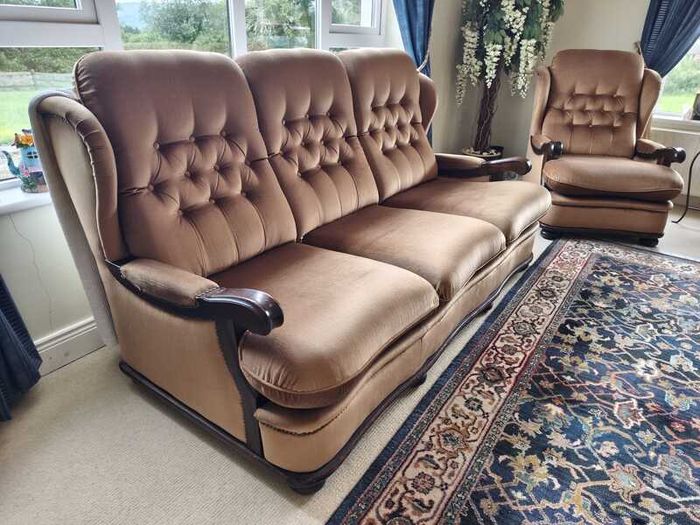 3-Piece Sofa Suite- High Quality, Excellent Condition