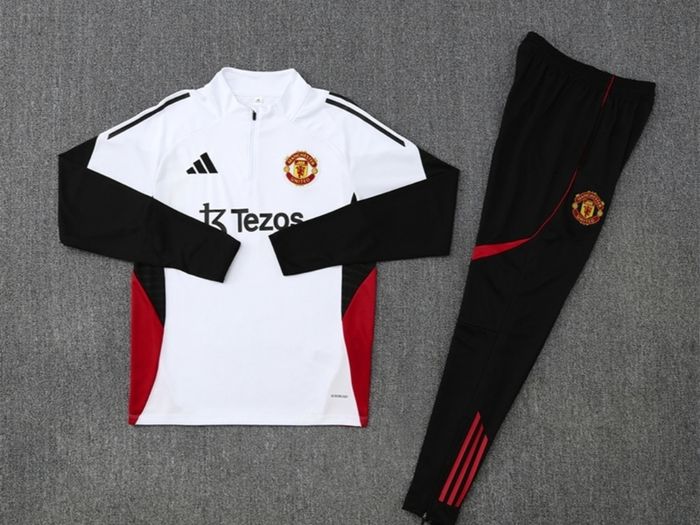 manchester united tracksuit
