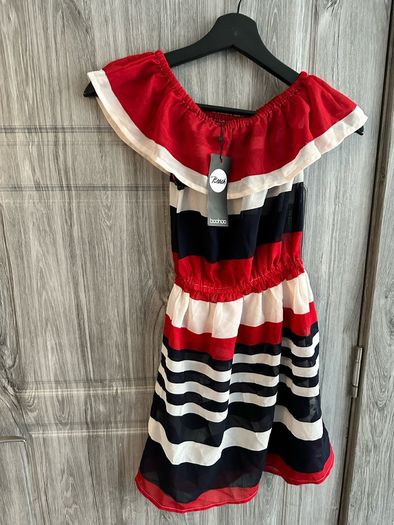 BNWT BooHoo Beach Dress