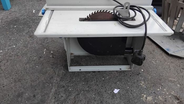 Table Saw