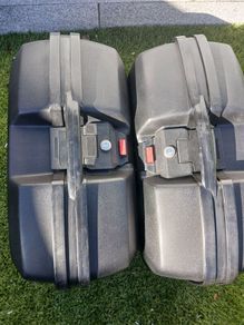 Motorcycle panniers