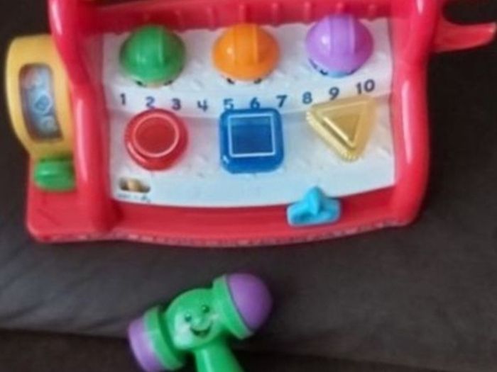 Laugh & Learn Educational Toolbench Fisher Price (196)