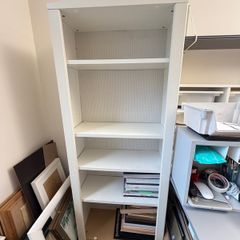 bookshelf